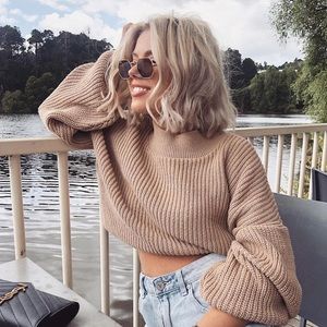 LAURA JADE GREY CROPPED BALLOON SLEEVE JUMPER.